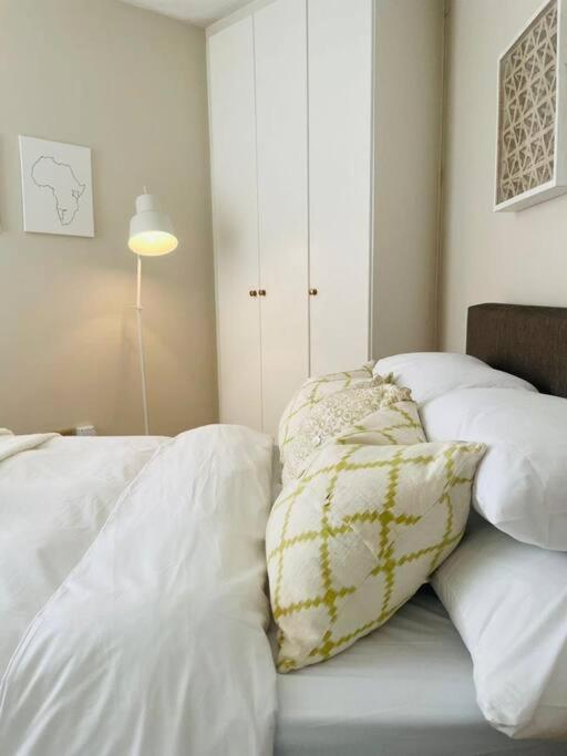 A Zen And Chic Beachfront Apartment Свакопмунд Екстер'єр фото